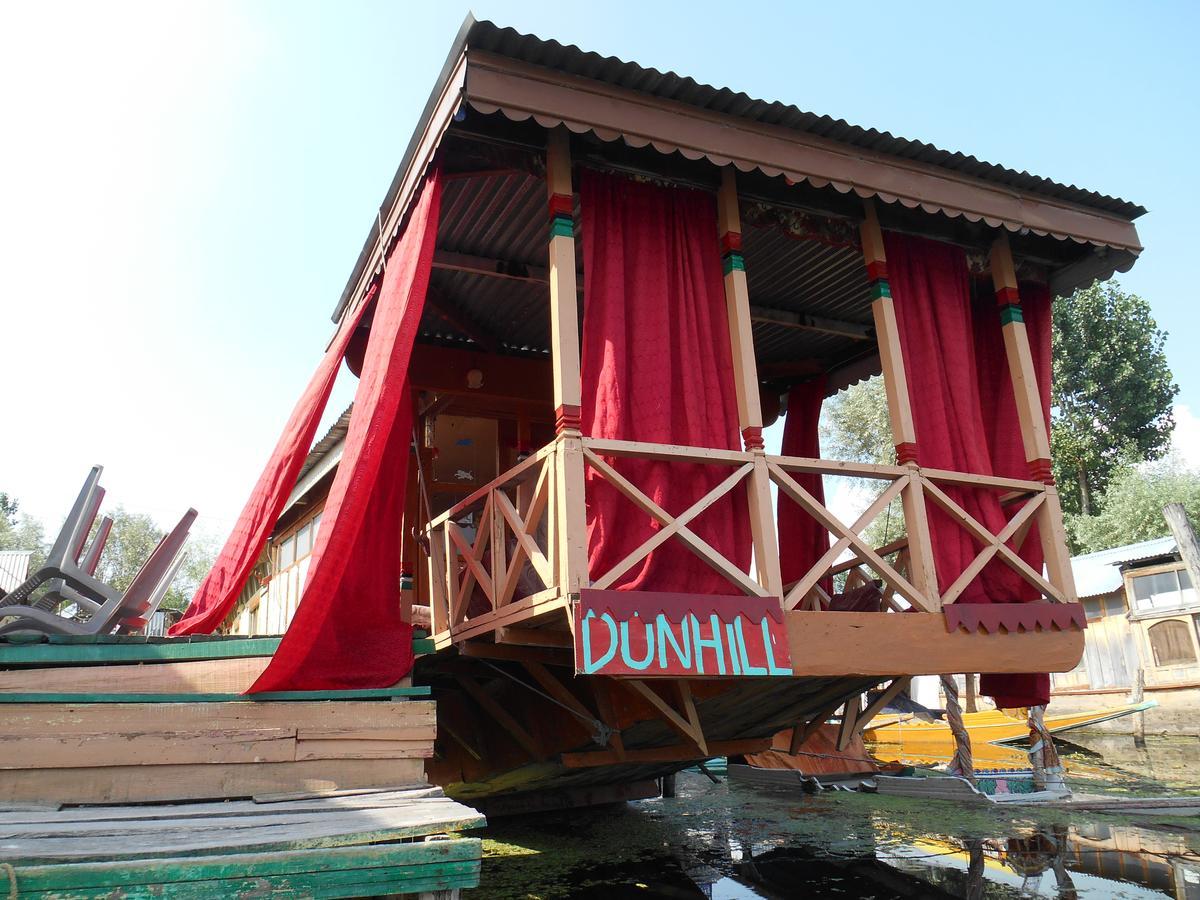 לינה וארוחת בוקר Srīnagar Houseboat Dunhill מראה חיצוני תמונה
